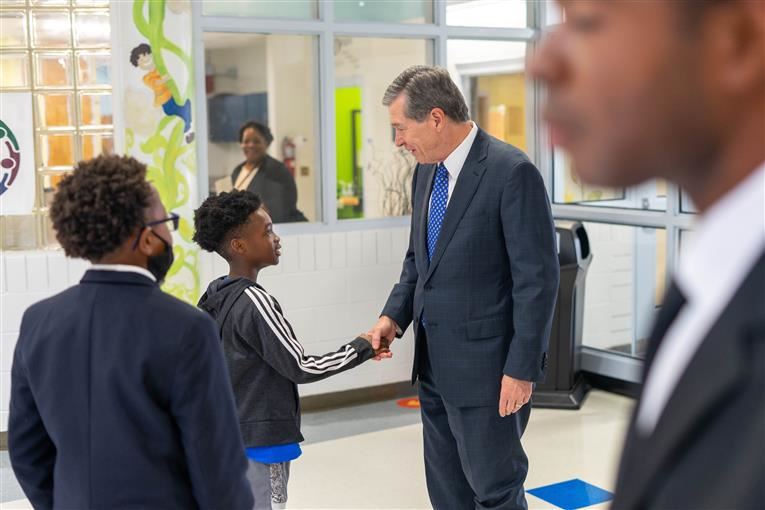  USDA/Gov. Cooper Visits Bethesda Elementary